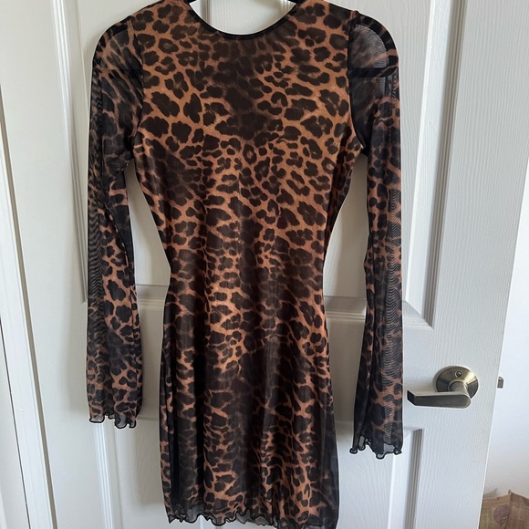 White Fox Cheetah Print Dress - Picture 4 of 7